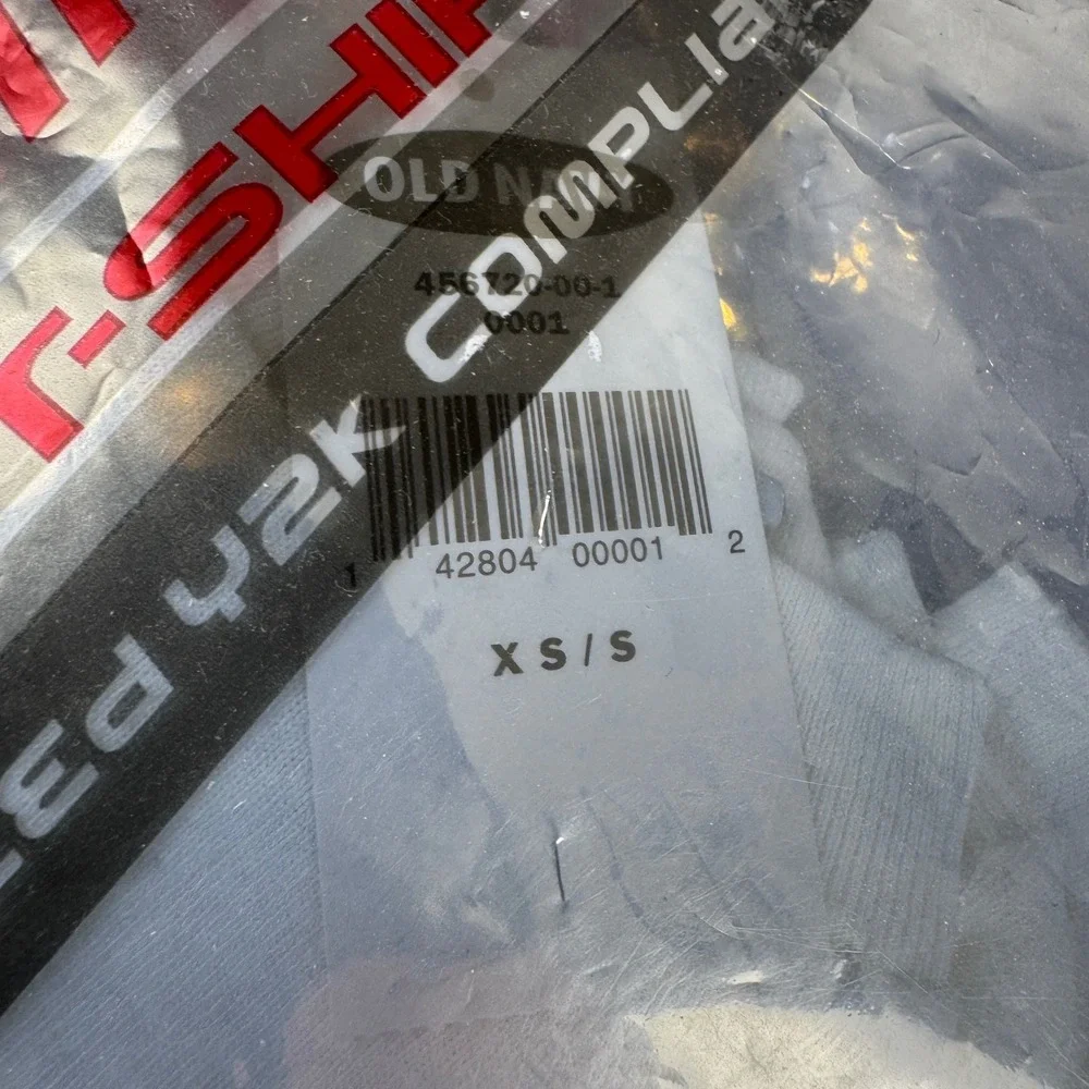 Old Navy Millennium 2000 T-Shirt Y2K Compliant Kids‎ XS/S